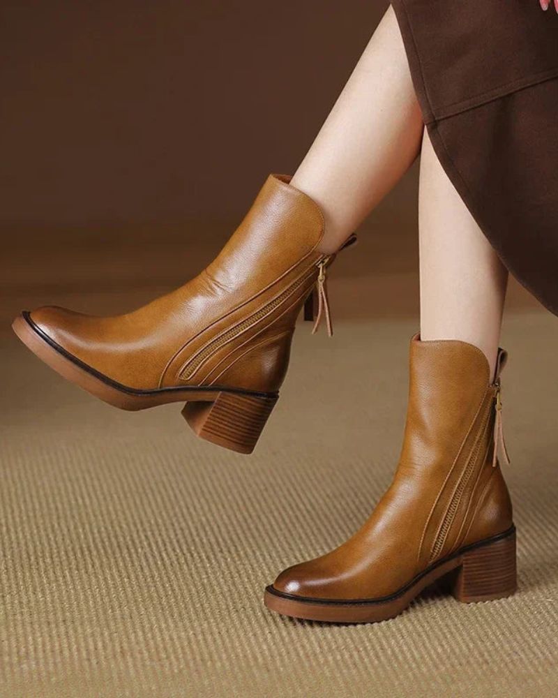 Brown / UK 8 (42)