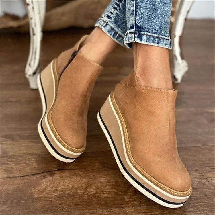 Beige / UK 9 (42)