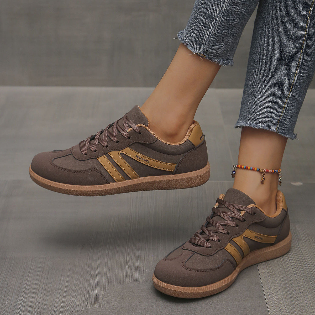 Brown / 8.5