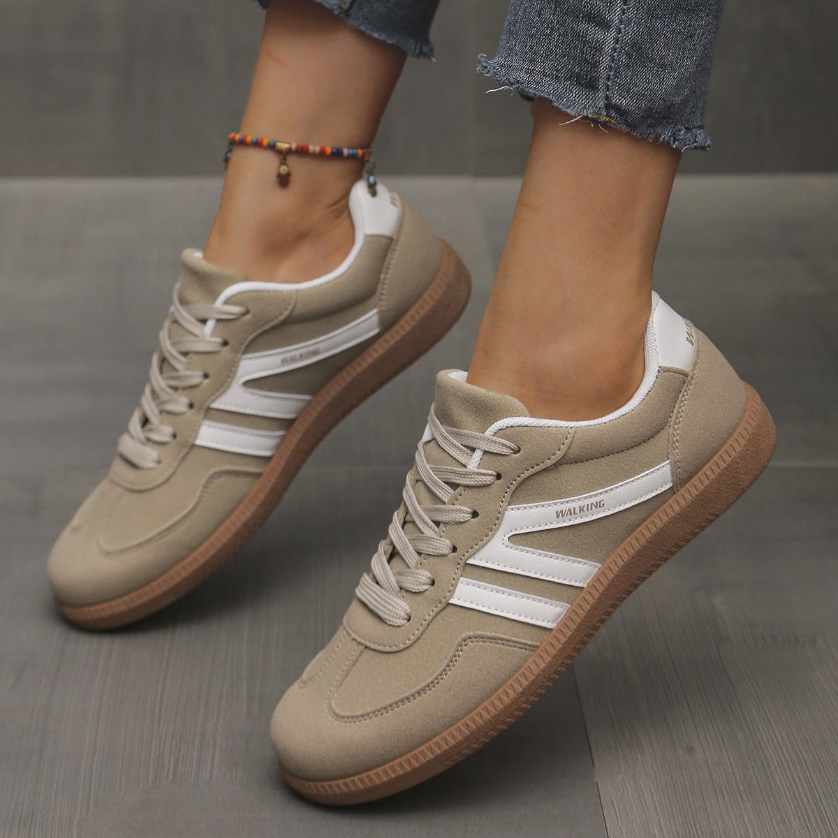 Khaki / 8.5