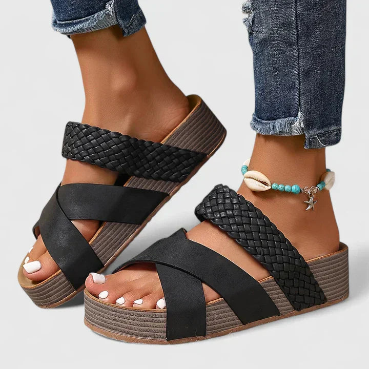 Black / 43